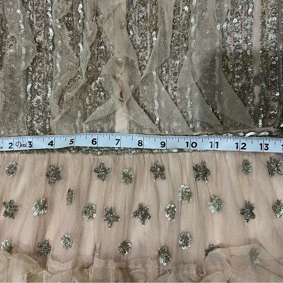 BHLDN Needle & Thread Dress fits size US size 6. - Picture 8 of 10